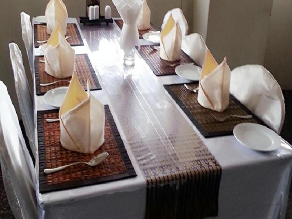 Kinmun Bawga Theiddhi Hotel מראה חיצוני תמונה
