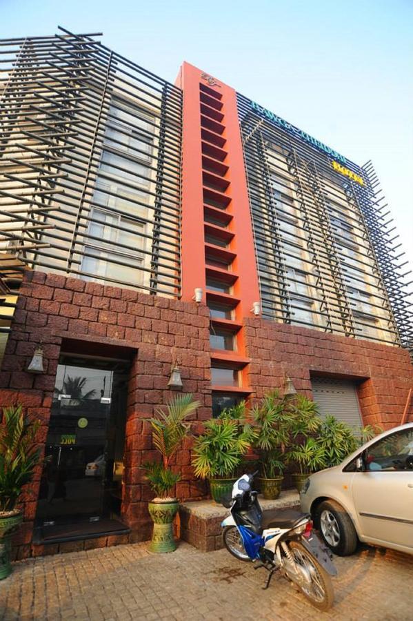 Kinmun Bawga Theiddhi Hotel מראה חיצוני תמונה