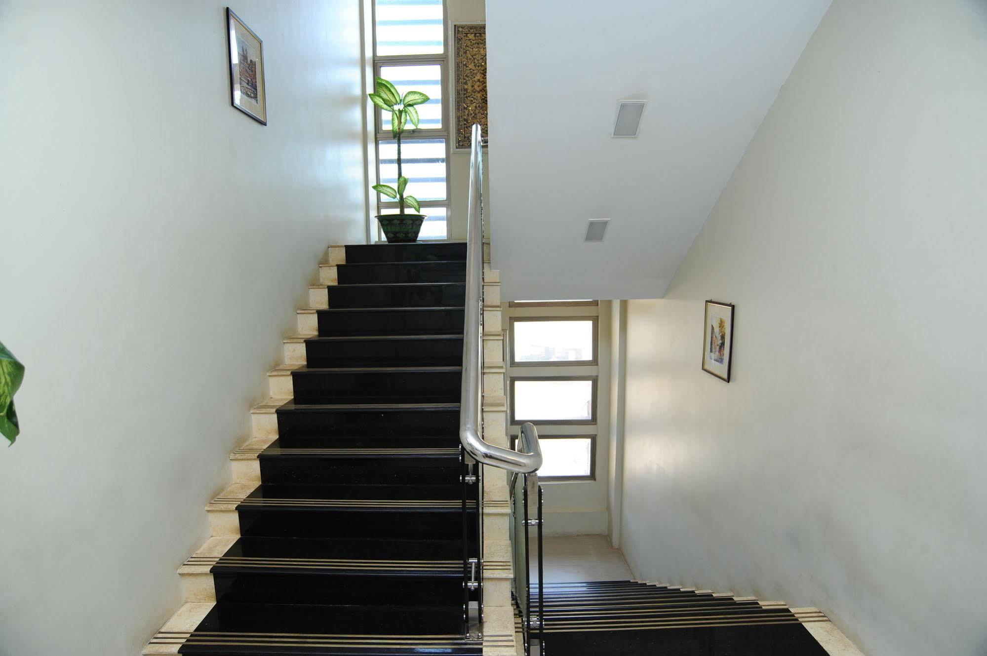 Kinmun Bawga Theiddhi Hotel מראה חיצוני תמונה